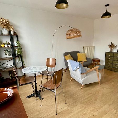 Апартаменты 35M2 A La Madeleine: Salon, Cuisine & Sdb Prives Ла-Мадлен Экстерьер фото